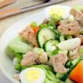 Слоеный салат с печенью трески: подбор ингредиентов и рецепты