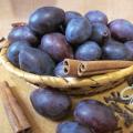 Маринованные сливы как оливки на зиму - рецепты
